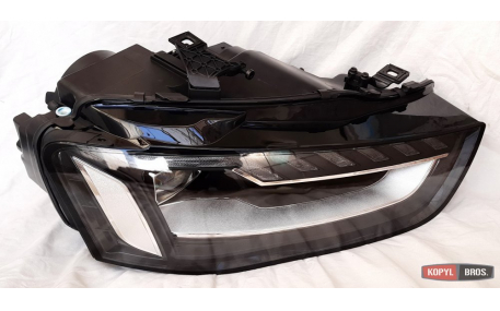 Фары передние AUDI A4 B8 2012-2015