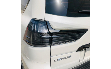 Фонари задние Lexus LX570 2016-2021