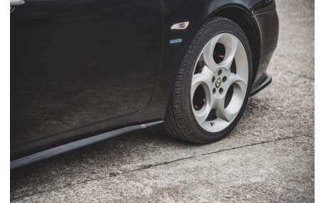 Накладки на пороги Alfa Romeo 156