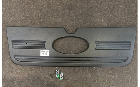 Зимняя накладка на решетку Ford Transit