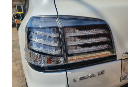Фонари задние Lexus LX570 2012-2015