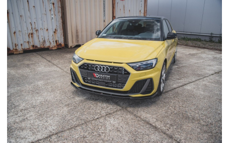 Накладка передняя Audi A1