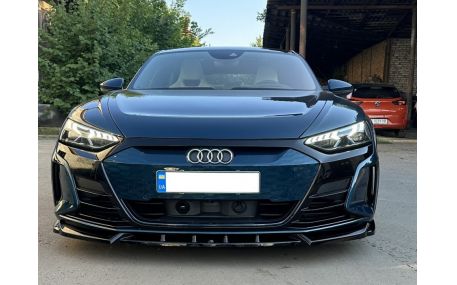 Накладка передняя Audi E-Tron GT