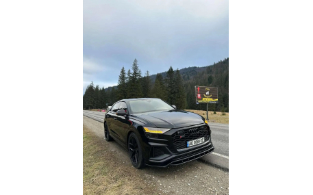 Накладка передняя Audi Q8 2018-2023