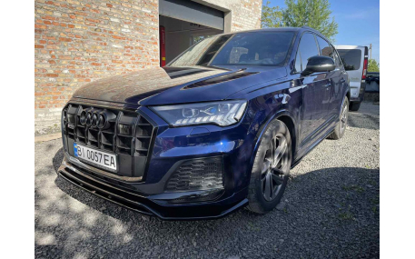 Накладка передняя Audi Q7 2020-2023