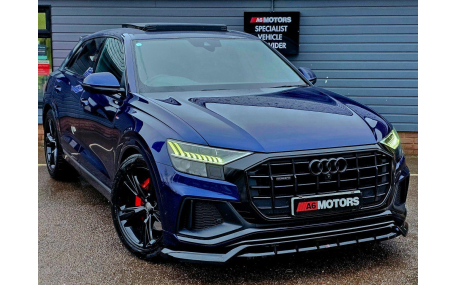 Накладка передняя Audi Q8 2018-2023