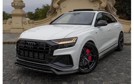 Накладка передняя Audi Q8 2018-2023