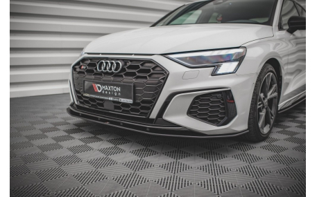 Накладка передняя Audi A3 8Y