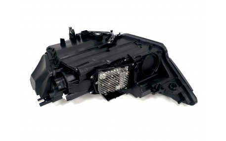 Фары передние Audi A6 C8