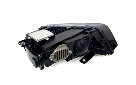 Фары передние Audi Q3