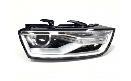 Фары передние Audi Q3