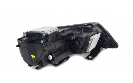 Фары передние Audi Q3