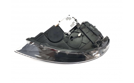 Фары передние Audi Q7 2010-2015