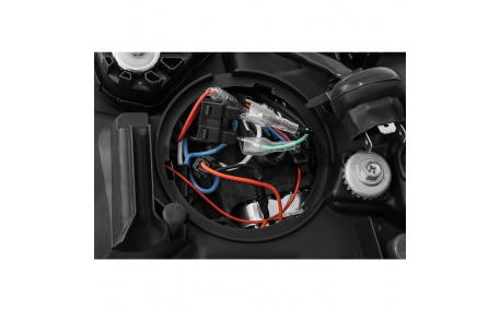 Фары передние Toyota Tundra 2014-2021