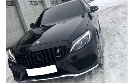 Решетка радиатора Mercedes C-Class W205 2015-2018
