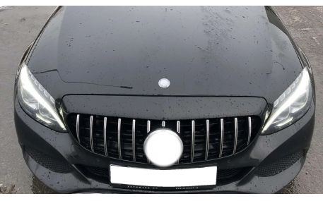 Решетка радиатора Mercedes C-Class W205 2015-2018