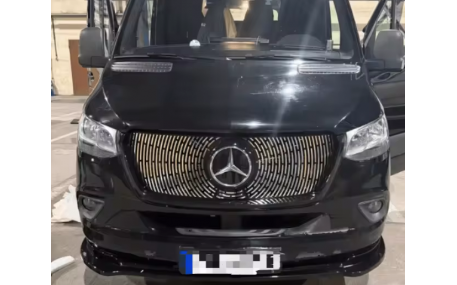 Решетка радиатора Mercedes Sprinter W907