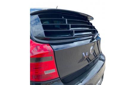 Накладка на заднее стекло BMW 1 (E87)