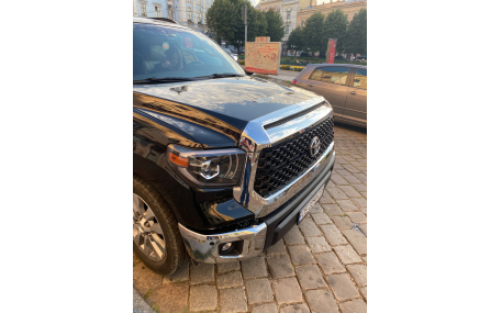 Капот Toyota Tundra