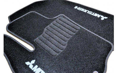 Коврики в салон Mitsubishi Outlander