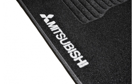 Коврики в салон Mitsubishi Pajero Sport