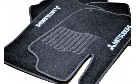 Коврики в салон Mitsubishi Pajero Sport