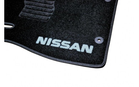 Коврики в салон Nissan Juke