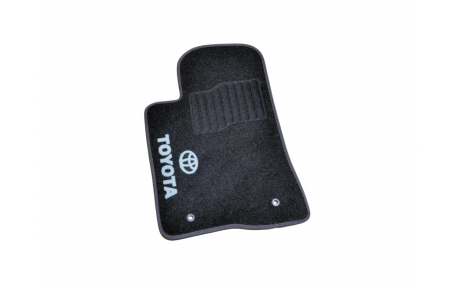 Коврики в салон Toyota Avensis