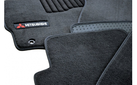Коврики в салон Mitsubishi Outlander