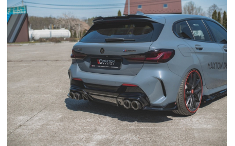 Накладки на пороги BMW 1 (F40)