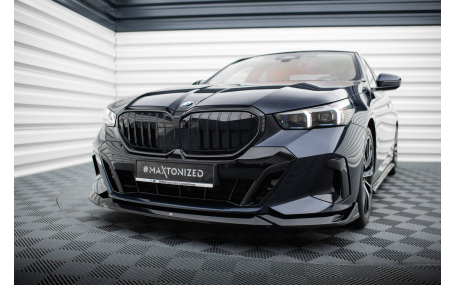 Накладка передняя BMW 5 G60