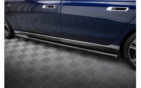 Накладки на пороги BMW 7 (G70)