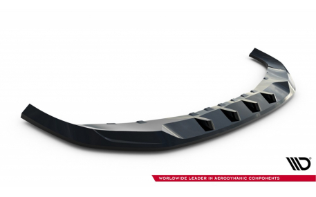 Накладка передняя BMW 7 (G70)