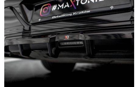 Накладка задняя BMW 7 (G70)