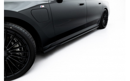 Накладки на пороги BMW 7 (G70)