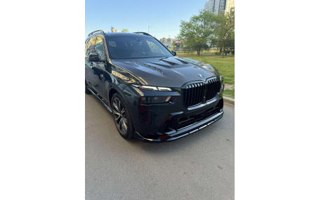 Накладка передняя BMW X7 (G07) 2023-2025