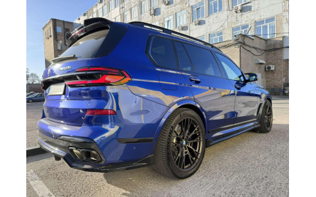 Накладка задняя BMW X7 (G07) 2023-2025