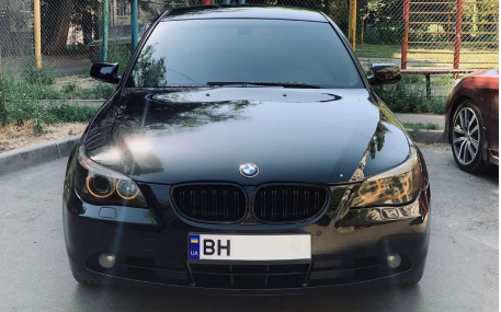 Решетка радиатора BMW 5 (E60)