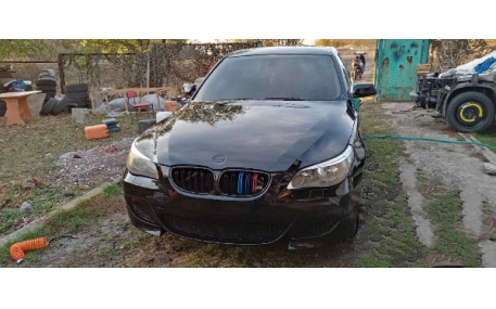 Решетка радиатора BMW 5 (E60)