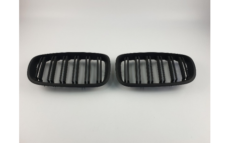 Решетка радиатора BMW X5 (E70)