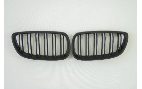 Решетка радиатора BMW 3 E92 2006-2009