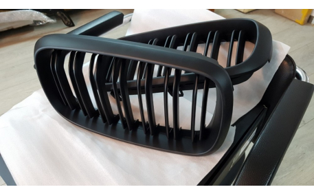 Решетка радиатора BMW X5 (F15)