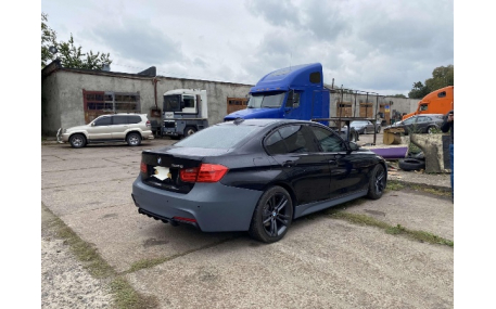 Бампер задний BMW 3 F30