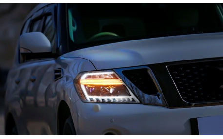 Фары передние Nissan Patrol Y62