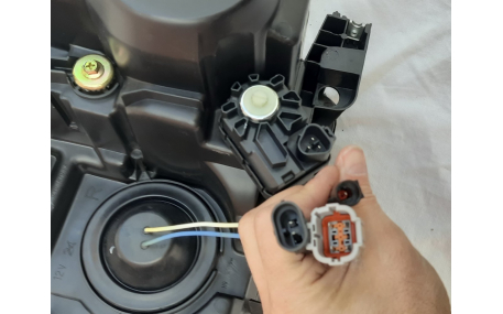 Фары передние Nissan Patrol Y62