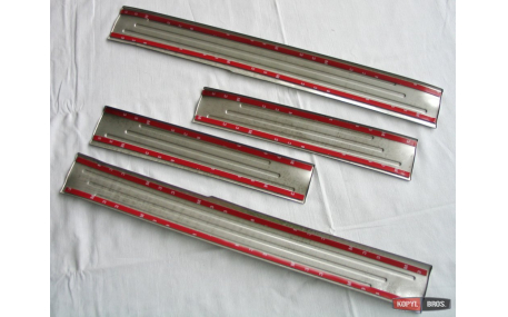 Накладки на пороги SsangYong Korando