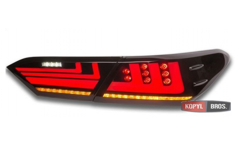 Фонари задние Toyota Camry V70