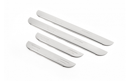 Накладки на пороги Toyota RAV4