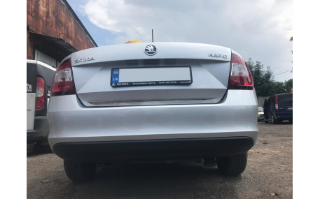 Хром накладки Skoda Rapid