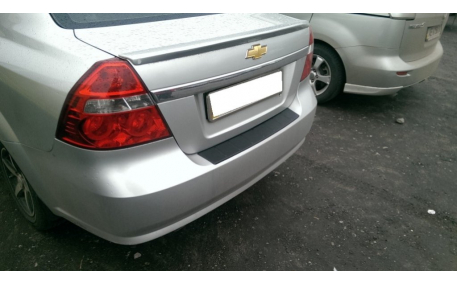 Накладка на задний бампер Chevrolet Aveo T250